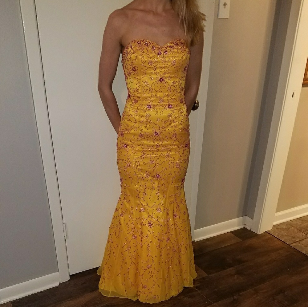 Prom dress